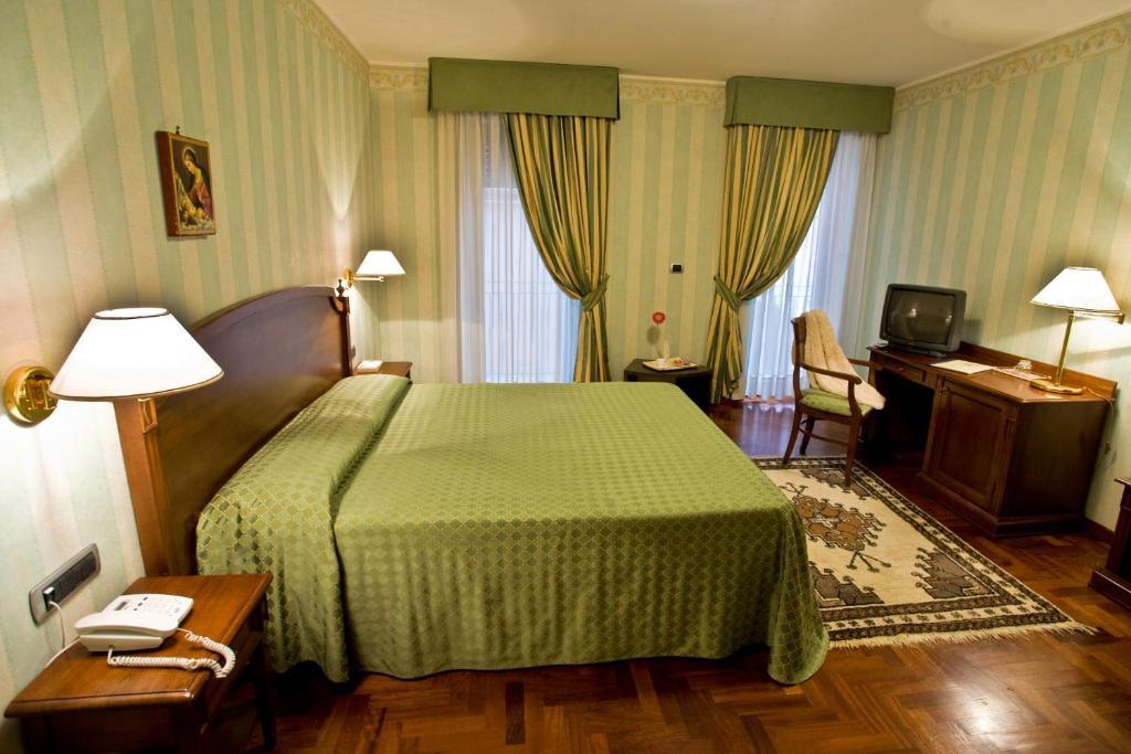 Pretoria Hotel 3*